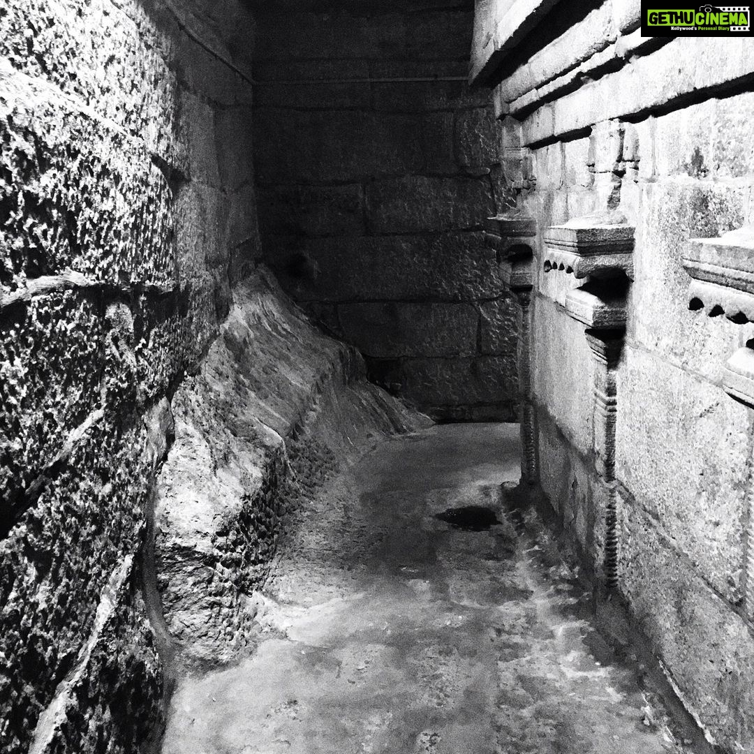 Santhosh Prathap Instagram - "Old places have soul." #architecture #sunlight #madangles 😜 Tiruchirapalli Rock Fort