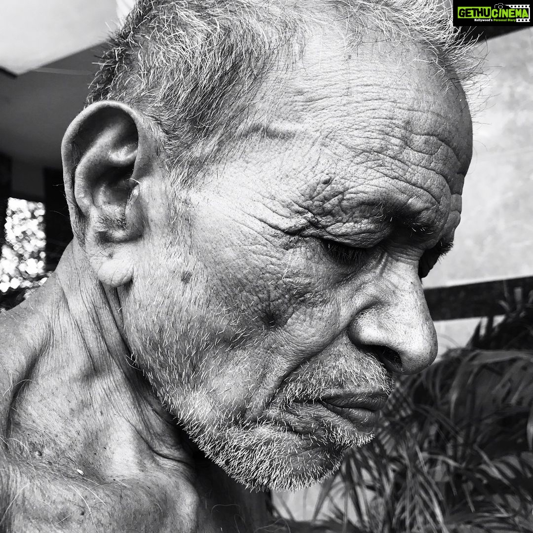 Santhosh Prathap Instagram - 90+ and active πͺπΌππΌππΌ #workholic #farmers #intense #poverty #realindia #loveforland #content Tamil Nadu