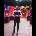 Santhosh Prathap Instagram - #cwc3 @vijaytelevision Costume designer @radikadesignerandmua Assistant @balaa1981 Hair @riwaz_lama #realityshow #tamil #cwc #cookwithcomali #entertainment #vijaytv #grateful #laughteristhebestmedicine #santhoshprathap #outfitoftheday #customized #2022