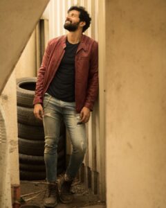 Santhosh Prathap Instagram - Simple things of life which are the real ones after all. Costume, stylist and MUA @radikadesignerandmua Photographer @1928.in Jacket @rarerabbit_in Location @wiserbythemileguy Assistant @balaa1981 #actor #actorslife #instafashion #photoshoot #trend #kollywood #tamilcinema #naturallight #reelsinstagram #sunrise #santhoshprathap