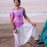 Santhosh Prathap Instagram - Costume, stylist n mua @radhikadesignerandmua Photgrapher @vijayvendhan #tieanddye #santhoshprathap #beach #southcinema #kollywood #actor