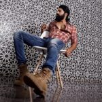 Santhosh Prathap Instagram - #clothesdontmakeththeman campaign For @derby_men Concept @derby_vijay Shot by @imxalxalim Stylist @riwaz_lama Asst @balaa1981 #DerbyMen #Denims #FestiveCollection #NewCollection #StepOutInStyle #OOTD #StayStylish #MakeAStyleStatement #casualwear Vertica