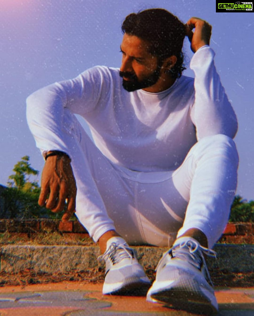 Santhosh Prathap Instagram - Nothing is more attractive than quite “confidence” the more you use it the stronger it gets. #rockit #ownit #neverstop