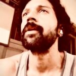 Santhosh Prathap Instagram – Film – #karna 
Singers – #spbalasubramaniam & #sjanaki 
Music Dir – #vidyasagar 
actors – #arjun & #ranjitha 
#quarantinelife #justatry