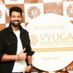 Santhosh Prathap Instagram - To one wonderful eveng with our dearest friend & the best well wisher @santhoshprathapoffl for the launch of VYUGA Holistic Healthcare. We express our heartfelt gratitude for your presence & making the event a huge success. • #sarpattaparambarai #pisasu2 #santhoshprathap @beingjaanuofficial #naakout @naakout @thedeepthie #misstn #sarpattaraman #vyuga #celebritydentist #instacelebrity #instapost #youtubeseries #holistichealth #nilamisaika