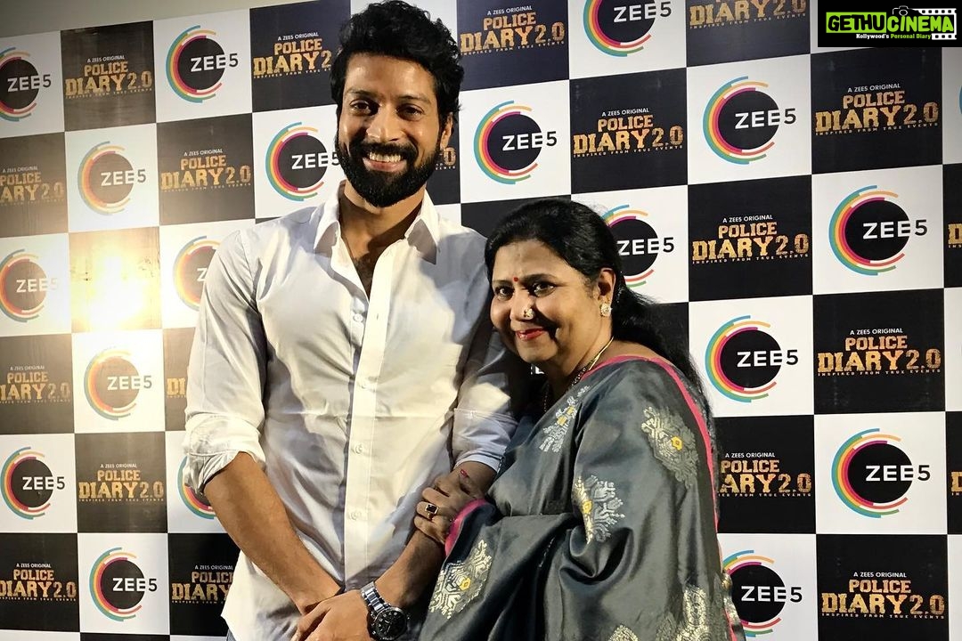 Santhosh Prathap Instagram - I want to take this opportunity to thank the many people that have worked tirelessly to make #policediary2.0 from challenging to easy to work project. From the bottom of my heart, I appreciate every single person that has worked on creating this most stunning and beautiful masterpiece. Love you all 🤗 Note: Now streaming only on @zee5 app. New episodes every Friday. Subscription is only ₹50 per month and you can share the same account with 5. #policediary2 #policediary #webseries #dontmissit Prasad Lab Vadapalani