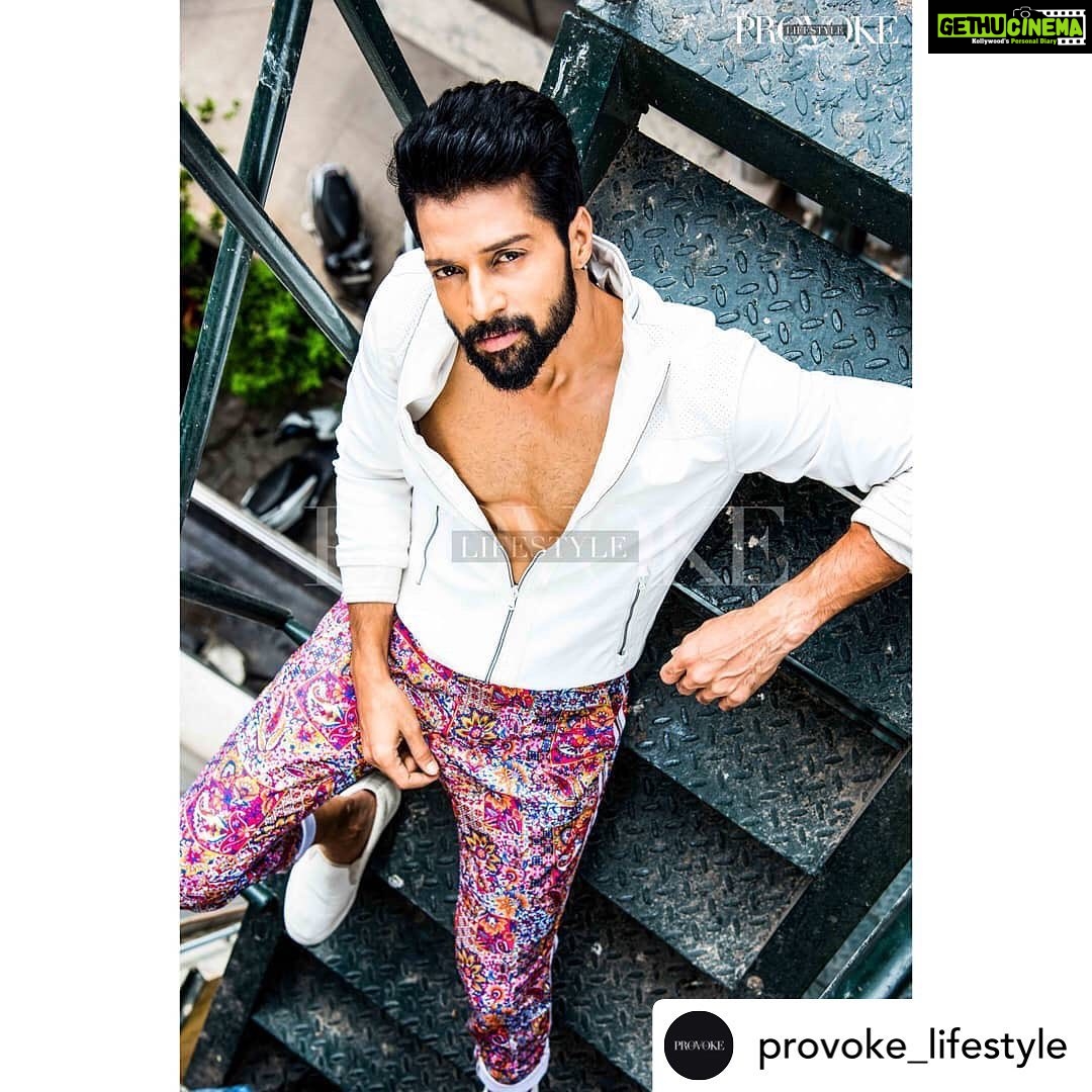 Santhosh Prathap Instagram - On #SpeakYourMind this month, #OnStandsNow #SanthoshPrathap #ProvokeLifestyle #Provoke #ProvokeTV #StayProvoked #Lifestyle #Magazine #TheFreedomEdition #Bangalore #Chennai #Hyderabad #Kochi #SouthIndia #Kollywood #Films #Kollybuzz #Mollywood #Tollywood #Sandalwood #MrChandramouli PHOTOGRAPHY: Sneha Nair | @snehanair_photog STYLING: Subakath Ali | @suit_factory_ HAIR & MAKE-UP: Priyanka Pun | @priyanka_pri_babe_ (Toni&Guy | @toniandguyindia) LOCATION: Tovo, Chennai | @tovo_restaurants TOVO