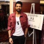 Santhosh Prathap Instagram - At the Launch of White Shadow Magazine. @whiteshadowindia #chiefguest #ootd Hilton Chennai