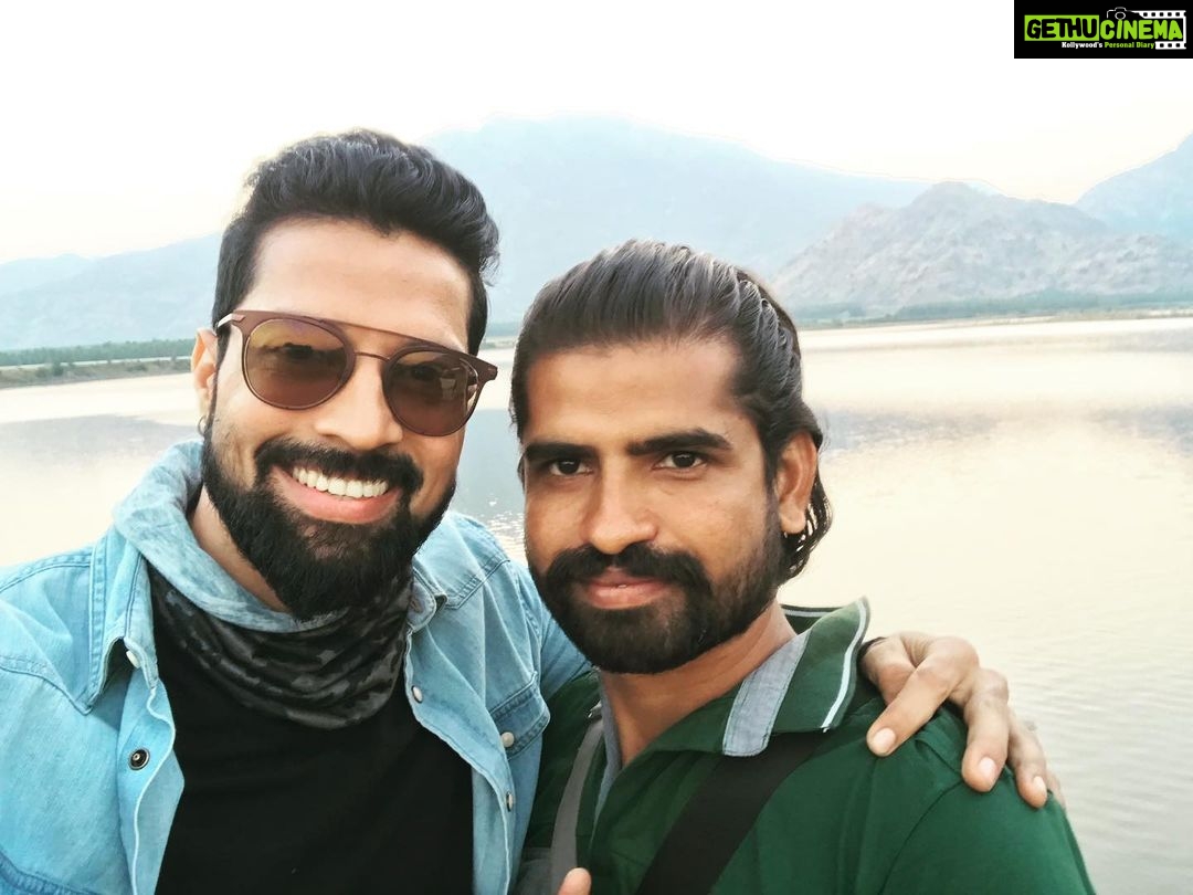 Santhosh Prathap Instagram - Happy birthday to this wonderful soul.. Wishing you all happiness and good health @balaa1981