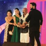 Santhosh Prathap Instagram - Thank you very much for selecting me to receive the 'Face Of The Year in Advertisements and Branding' 6th Annual TEA Awards 2019 (#thomasedisonawards2019 ). This is clearly one of the most significant event of my professional career. Thank you Edison Awards for this recognition. Thank you so much @balaji2888 for nominating my name. Thank you @varshavrajan and @praveena I owe this award to you guys. Thanks to my Director @jeryclicks @maniintalkies @stillwatersfilms (for @asianpaints ) @whackyfilms Director @vkprakash And @dop007 sir (for @colgate ) Thank you @sam.sanam.shetty and @athulyaofficial it was an honour to receive the award from my Co-stars. #faceoftheyear2019 #advertisement #thomasedisonawards2019 #modellinglife The Leela Palace Chennai