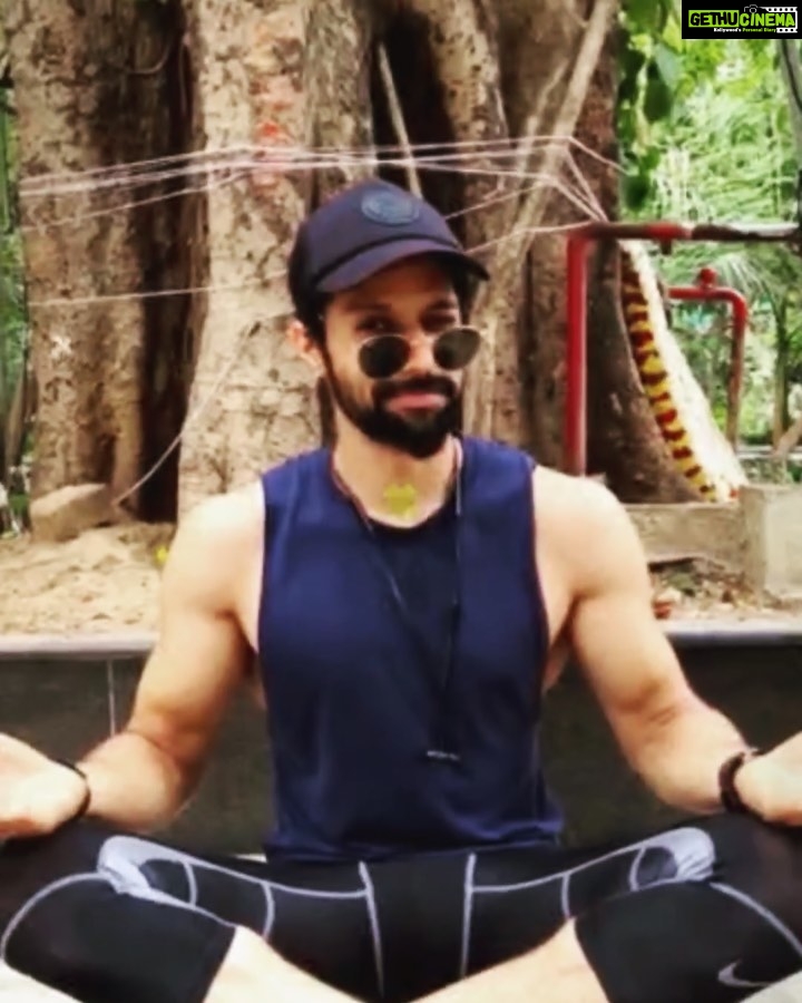 Santhosh Prathap Instagram - Today’s good mood is sponsored by YoGa 🧘🏻♂️ #internationalyogaday #2019 #bliss #fitnation #workoutisfun