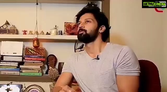 Santhosh Prathap Instagram - Life is too short to hide your feelings. Don’t be afraid to say what you feel. Thank you @cqube.kmg Follow the link in Bio to watch the full interview. #youtube #kollywoodactor #kollywood #cqubeyoutoochallenge #passion #success #santhoshprathap