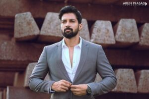 Santhosh Prathap Instagram - Success is never owned. It is rented. And the rent is due everyday. Frame - me (@actor_santhoshprathap ) Photographer - @arun_prasad_photography Mua and styling - @radhikamakeupandhair #mensfashion #menstyling #menstyle #kollywoodactor #southindiancinema #success #hardway #lovemyjob #actorsanthoshprathap Arakkonam