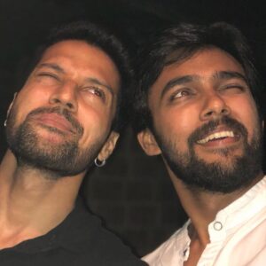 Santhosh Prathap Instagram - Happy birthday brother 🍻 Wishing you the best today and always 🤗 #kollywood #santhoshprathap #bigbossarav