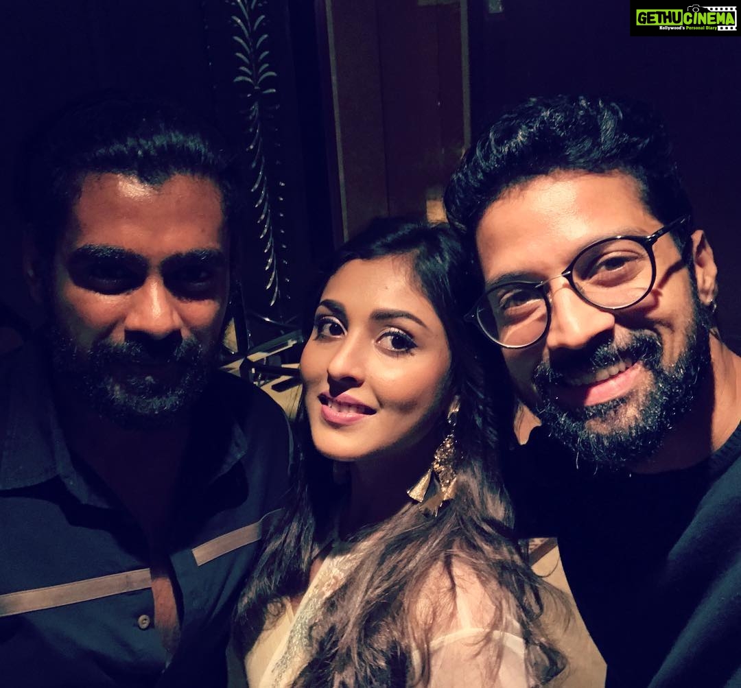 Santhosh Prathap Instagram - #missshooting #missyouguys The Leela Palace Chennai