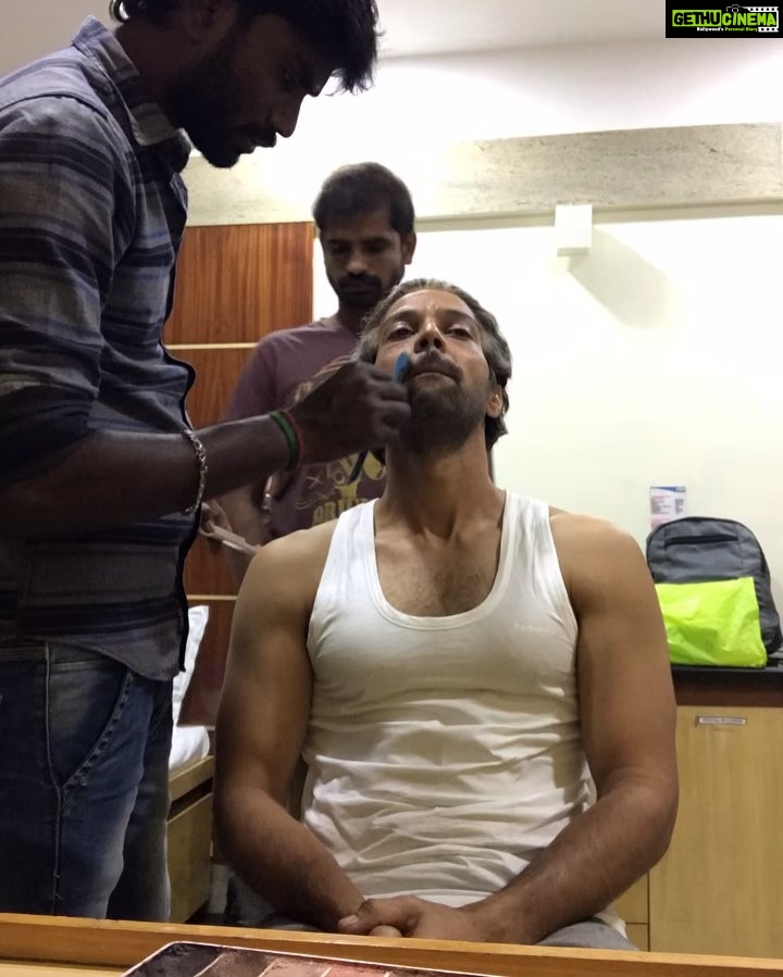 Santhosh Prathap Instagram - - It takes only 5 mins to like or dislike something.. But It takes hours of hardwork to produce the masterpiece.. #respectart #respectartists #behindthescenes #creativity #patience #movies #kollywood