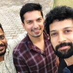 Santhosh Prathap Instagram - “Family are like the fruit cake at Christmas... Some nutty, some soaked in alcohol, some sweet, but mix them together and they are the ingredients to the perfect Christmas!” #cakemixingceremony #christmas #festiveseason #lovefood #happiness #autokaran Green Park Chennai