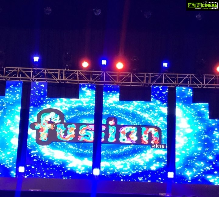 Santhosh Prathap Instagram - #chetfusion2k18 #chettinadmedicalcollege 👩🏻⚕️👨🏻⚕️ #fashionshow #judging #goodvibes 😇✌🏼 Chettinad Health City-ER