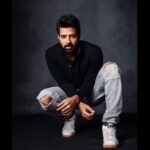 Santhosh Prathap Instagram - “Your duty is to be; and not to be this or that.” MUA @radikadesignerandmua Photographer @travelwithkannan Hair stylist @riwaz_lama Assistant @balaa1981 #actor #model #kollywood #photography #fashion #eplore #love #lifestyle #instafashion #instagood #trending #india