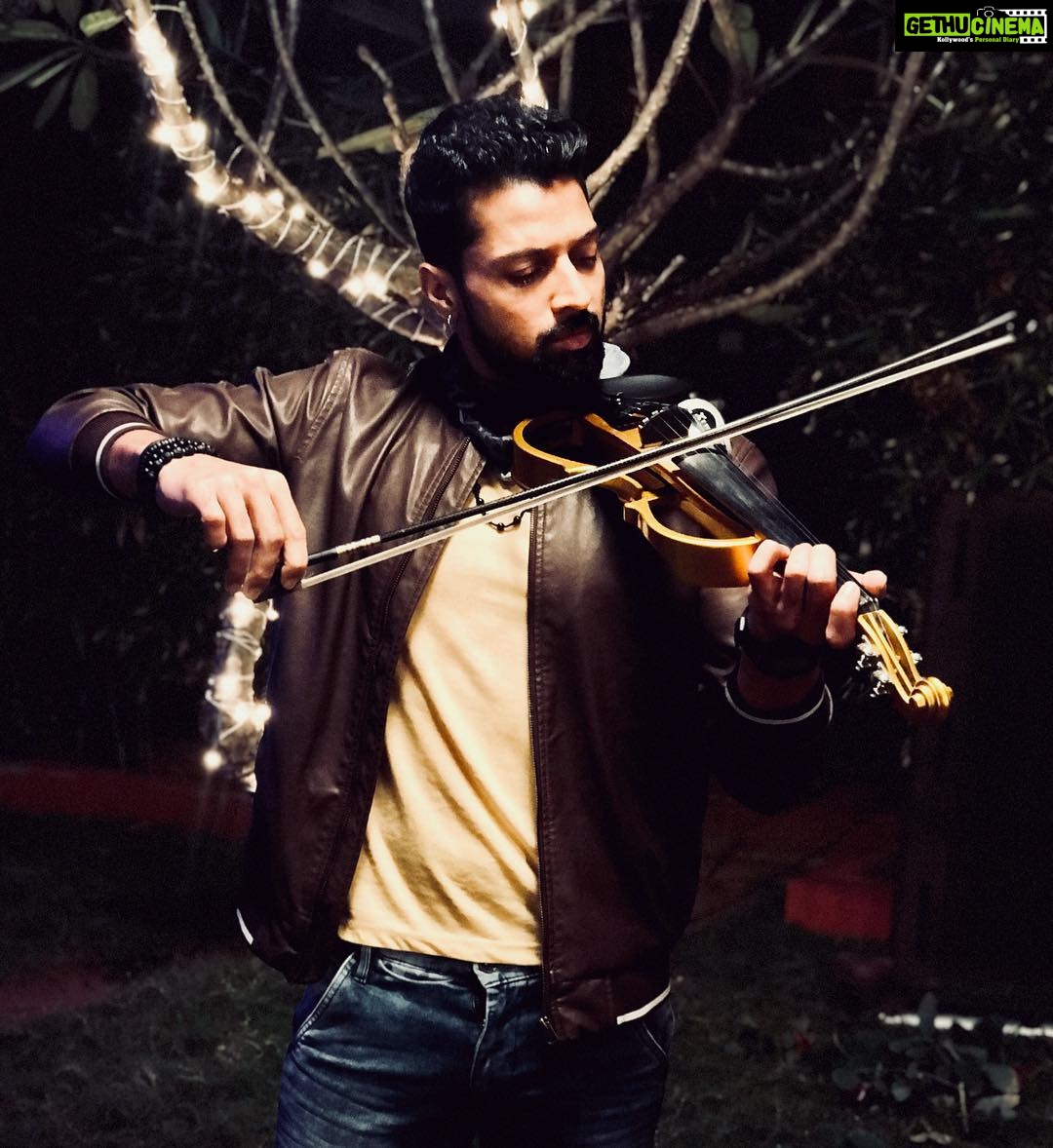 Santhosh Prathap Instagram - Be The ENERGY You Want To Attract. #vibes #aspire #strength #harvest #intentions #yolo