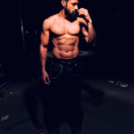 Santhosh Prathap Instagram - “I Really Need New Clothes 😈” - Me Every Morning 🤫 #dontfollowtrends #starttrendz #ootd #fitnessaddict #mensstyle #trendsetter #bearded #yolo #bethechange