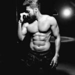 Santhosh Prathap Instagram - “I Really Need New Clothes 😈” - Me Every Morning 🤫 #dontfollowtrends #starttrendz #ootd #fitnessaddict #mensstyle #trendsetter #bearded #yolo #bethechange