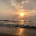 Santhosh Prathap Instagram - "Sky above me Earth 🌏 below me Fire 🔥 within me" #morning #kingoffire #motherearth Vivanta by Taj - Fisherman's Cove