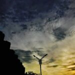 Santhosh Prathap Instagram – The sky 🌌 is an infinite Movie 🎥 to me. 
I never get tired Of looking at what’s 
Happening up there…
#part2 #skyporn #naturelove #highonlife #visualsoflife #flight Madras Chaat Bazaar