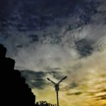 Santhosh Prathap Instagram - The sky 🌌 is an infinite Movie 🎥 to me. I never get tired Of looking at what's Happening up there... #part2 #skyporn #naturelove #highonlife #visualsoflife #flight Madras Chaat Bazaar