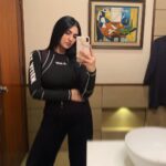 Sarah Khan Instagram – Bathroom selfie 👾