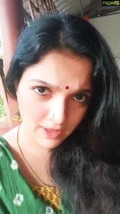 Saranya Mohan Instagram - En aale paka poren @kovalamdental
For an appointment 🤪❤️