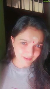 Saranya Mohan Instagram - 🥰🥰
