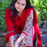 Saranya Mohan Instagram – What we see depends mainly on what we look for😊