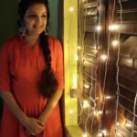 Saranya Mohan Instagram - Good night, and good luck.”❤️ 👗@wamikaattirelabel