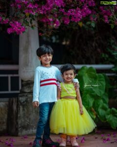 Saranya Mohan Instagram - Good morning 🥰💞

Poorni's 👗 @fingerprinz_bridal_hub
📸 @shaam_murali