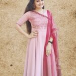 Saranya Mohan Instagram - 🥰 BE HAPPY🥰 👗 @glamgirldesigns