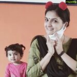 Saranya Mohan Instagram - Happy weekend friends from Mickey & Minnie 💞🤪