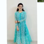 Saranya Mohan Instagram - 🥰🥰❤️ 👗 @thewomanishstudio Happy Sunday❤️