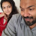 Saranya Mohan Instagram - @swami_bro ഭയങ്കര നാണക്കാരനാ.. പോ അവിടുന്ന് 😋