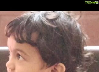 Saranya Mohan Instagram - Jingle bells ft Annapoorna. Heyyy!!jinga bells jinga bells.. Na na na na na heyyy!