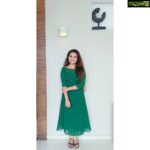 Saranya Mohan Instagram - 🥰🥰🥰❤️ Attire designed by @laagire Pic courtesy :@swami_bro (🤪)#saranyamohan
