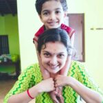 Saranya Mohan Instagram - 🤪🤪