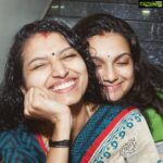 Saranya Mohan Instagram - It is a true blessing to have such a fun, smart and caring sister. You are such a Lucky sister @kalaimanisukanyamohan 🤣🤣🤣 Photo @hi.a_v_k