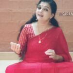 Saranya Mohan Instagram - (Please do excuse my mistakes.) Wishing you all a peaceful and happy Vijayadashami. 🥰❤️ @swami_bro