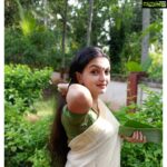 Saranya Mohan Instagram - Yaarathu!!! Nagavalli. Jpg. Pic Courtesy : Swami bro 🤪🤪 #saranyamohan