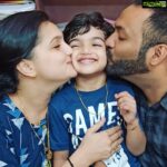 Saranya Mohan Instagram – Paddu be like ” Silly Acha and Amma” 
Enne onnu veruthe viduvo😁😁😘