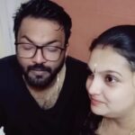 Saranya Mohan Instagram – Lock down evenings with @swami_bro. Please excuse the mistakes ❤️😊.#saranyamohan