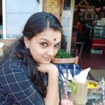Saranya Mohan Instagram - 🥰🥰 Beatles Cafe