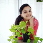 Saranya Mohan Instagram - Good Evening 😊❤