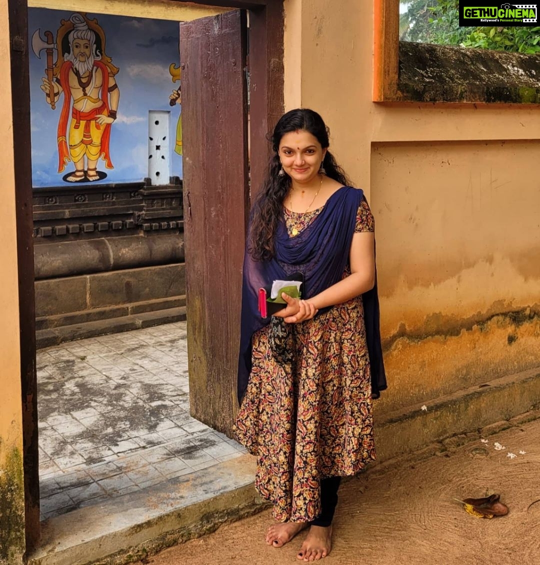 Saranya Mohan Instagram - ❤Thrikkulangara Temple, Kaakkamoola, Trivandrum ❤ Vellayani